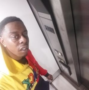 Meet your Posher, Mikivia